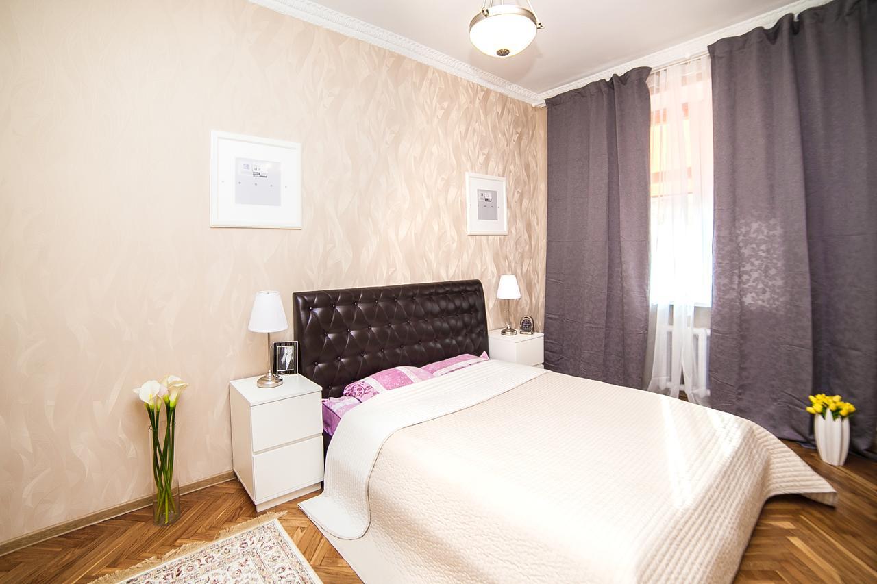 Apartment Lenina 3 มินสก์ ภายนอก รูปภาพ