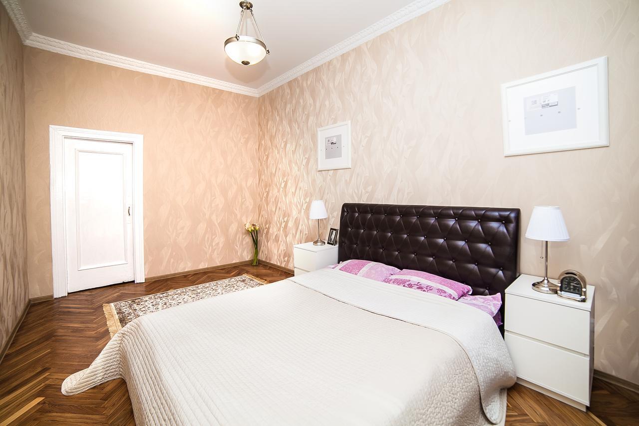 Apartment Lenina 3 มินสก์ ภายนอก รูปภาพ