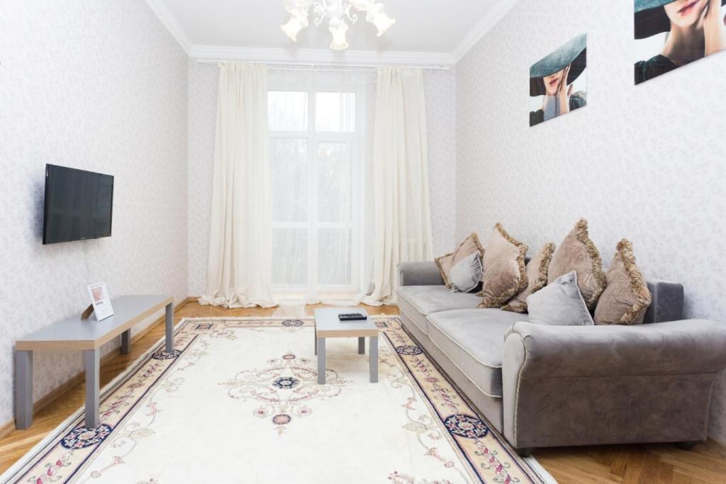 Apartment Lenina 3 มินสก์ ภายนอก รูปภาพ