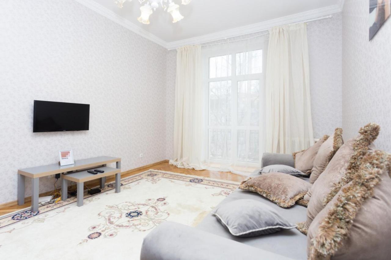 Apartment Lenina 3 มินสก์ ภายนอก รูปภาพ